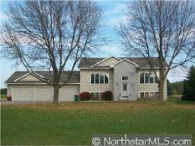 1st image of 1715 133rd Ln NE