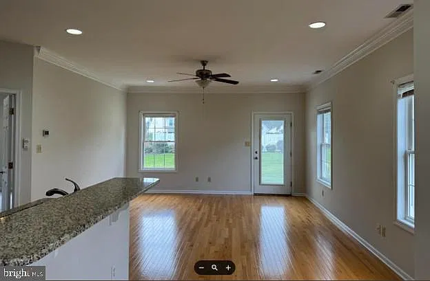 2 bed, 2.0 bath, 1122 sqft, $2,150 — Photo 4