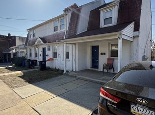 906 Keystone Rd, Chester, PA 19013