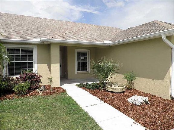2nd image of 35 Country Club Ln
