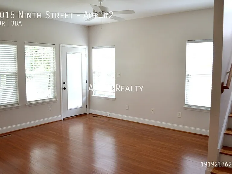 1015 9th St #2 — Photo 16