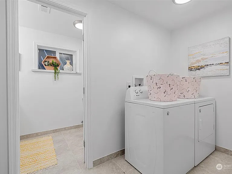 15627 SE 42nd Ct — Photo 28