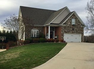 91 Play House Dr, Ringgold, GA 30736