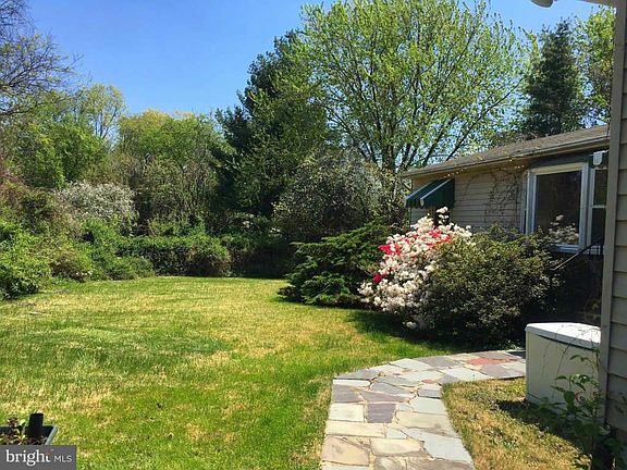 2nd image of 3053 Ashburton Ave #A