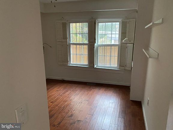 2nd image of 1410 26th St NW APT 2
