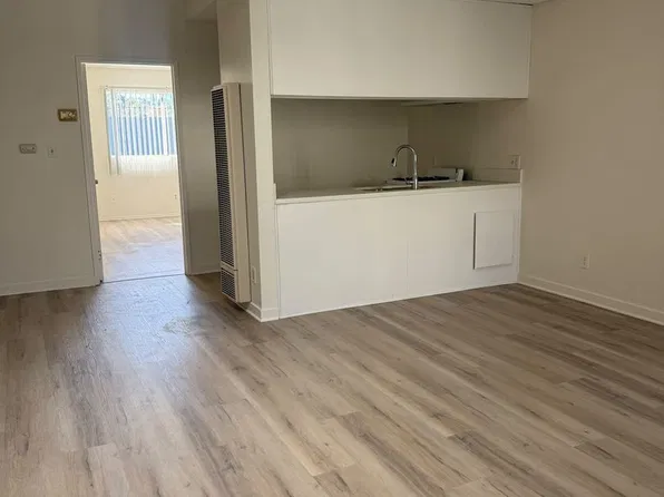 257TH ST, 1614 257th St APT 11, Harbor City, CA 90710