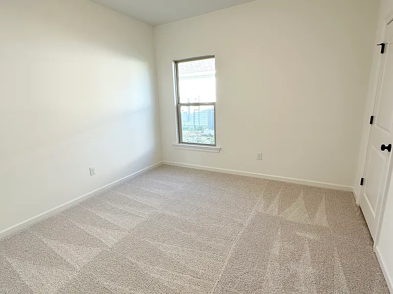 7382 Alley Oak Ln — Photo 13
