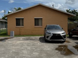 6109 Pierce St, Hollywood, FL 33024