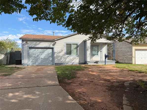 910 N Hightower St, Altus, OK 73521