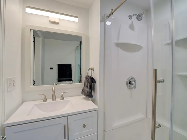 357 Erie Rd — Photo 14