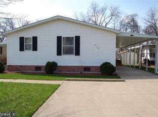 228 C St SW, Navarre, OH