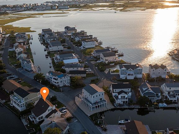 5th image of 26 Bayside Dr