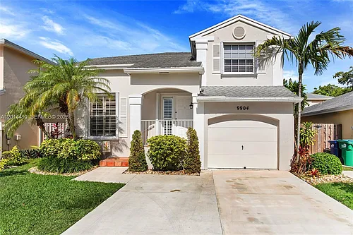 9904 SW 117th Pl Photo 1