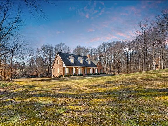 2nd image of 6400 Harperwood Trl
