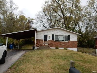 10145 Green Valley Dr, Saint Louis, MO, 63136