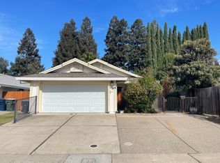 8 Marjoram Ct, Sacramento, CA