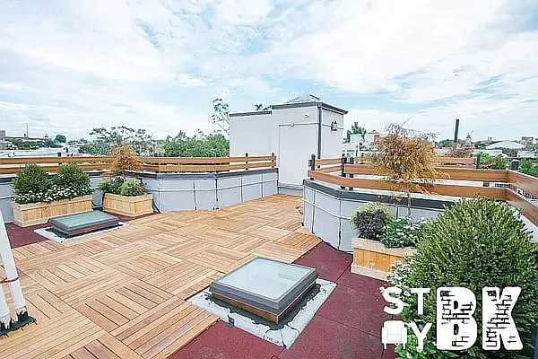 Rented by Signature Property Realty | media 2