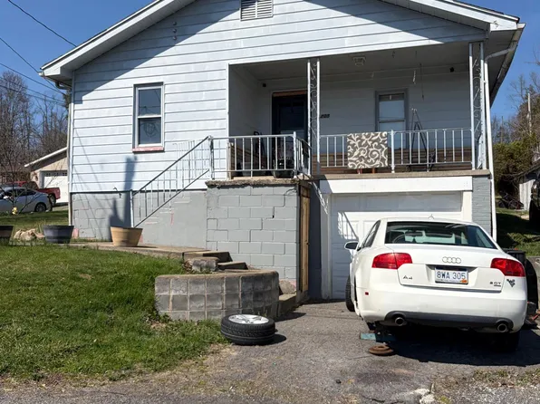 205 Violet St, Fairmont, WV 26554