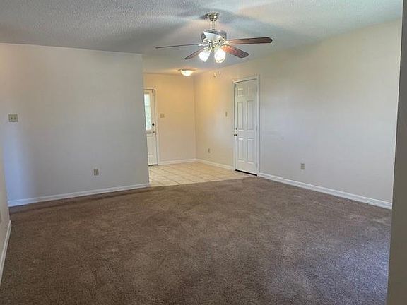 4th image of 1801 Lee Dr