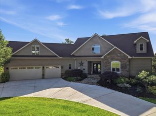 124 Cypress Dr, Dandridge, TN 37725