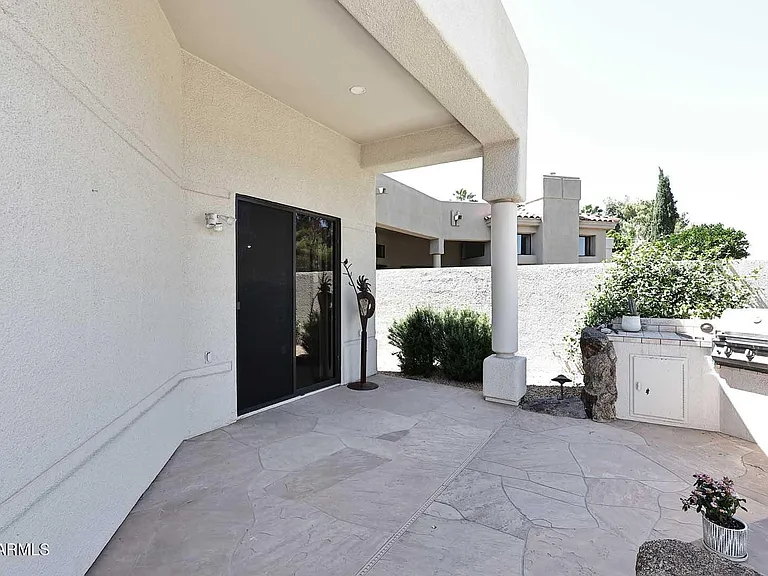 8334 E Jenan Dr — Photo 40
