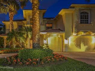 8961 Valhalla Dr, Delray Beach, FL 33446