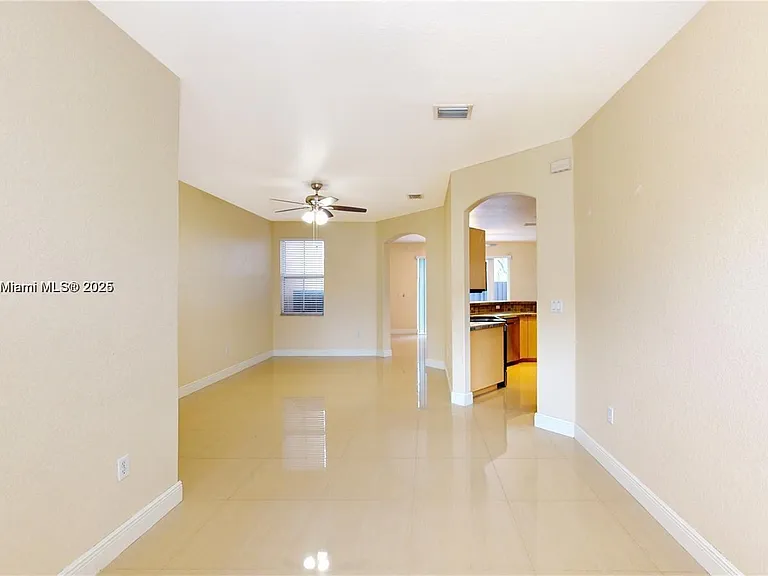12281 SW 121st Ter — Photo 9