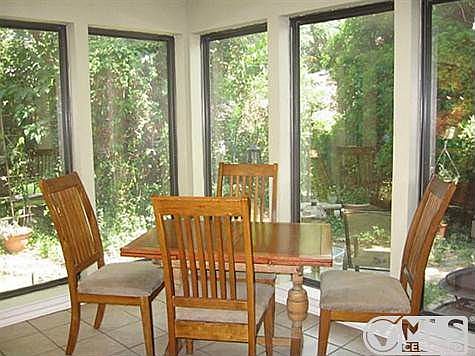 5th image of 3022 Cross Timbers Ln