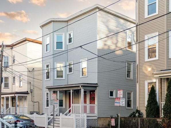 8 Speridakis Ter #1, Cambridge, MA 02139