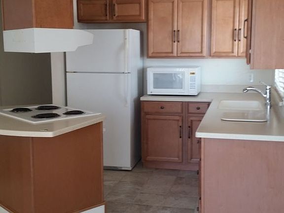 3rd image of 673 Delta Dr
