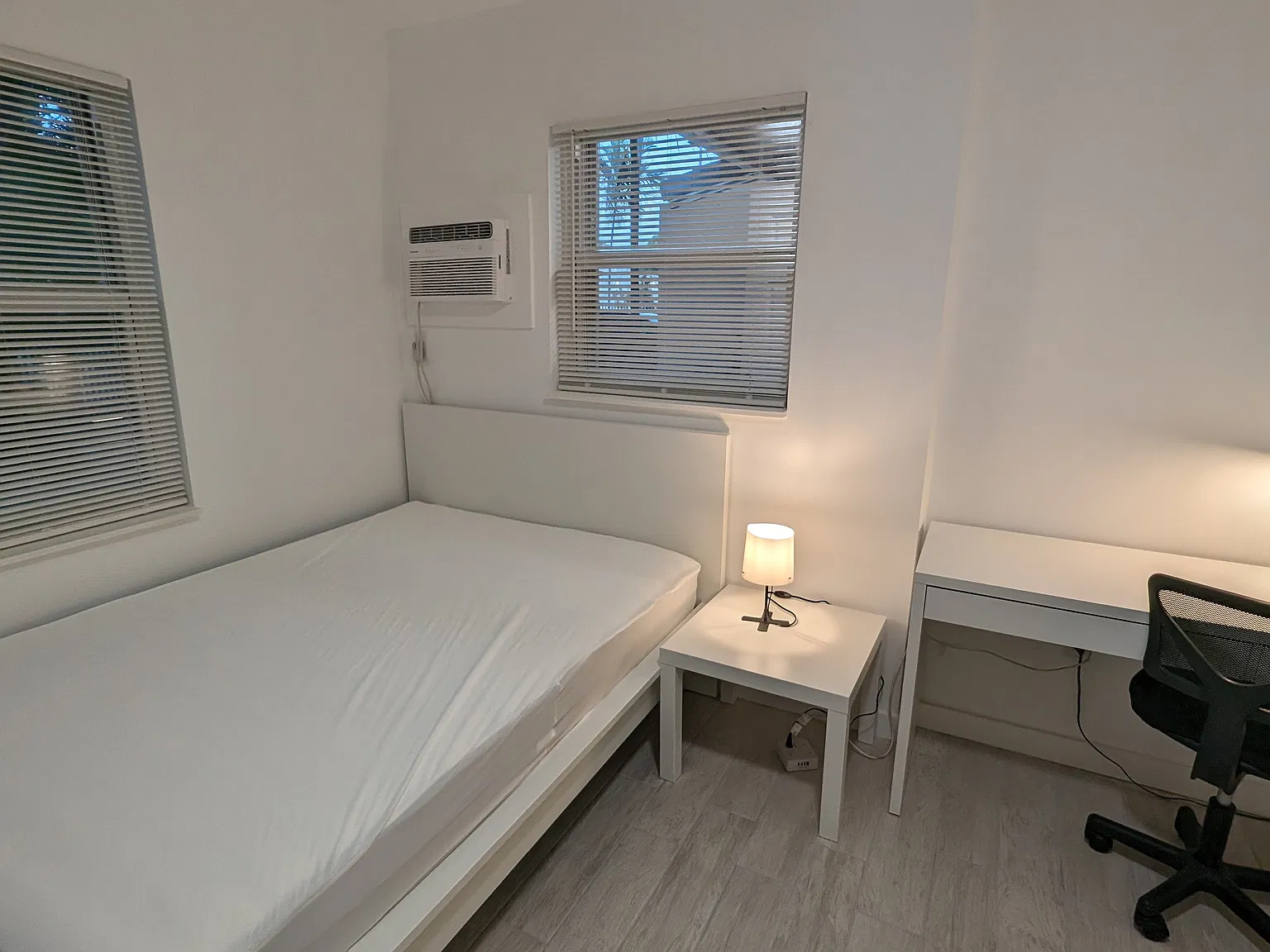 Studio, 260 sqft, $1,450 — Photo 3