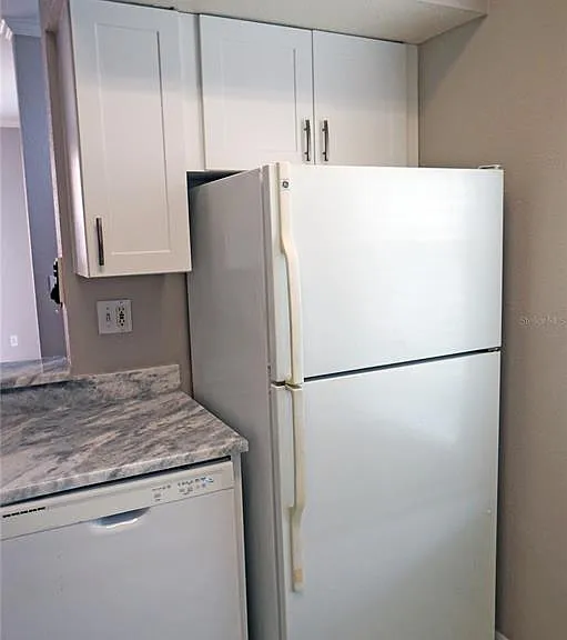 9018 Lake Chase Island Way #9018 — Photo 7