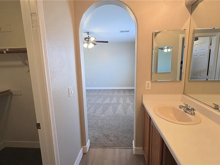 808 Rialto Hills Ave — Photo 11
