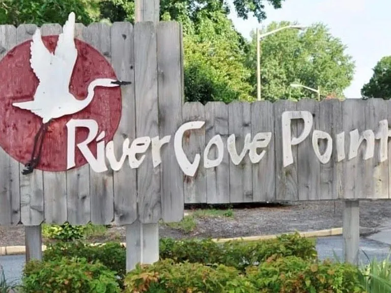 2577 Cove Point Pl #RIVER COVE POINT — Photo 19