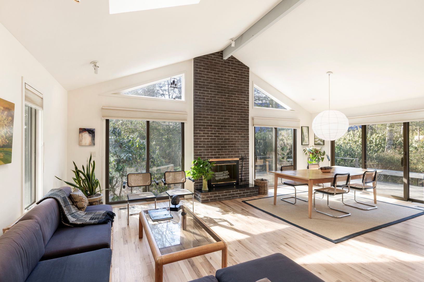  Vaulted Ceilings