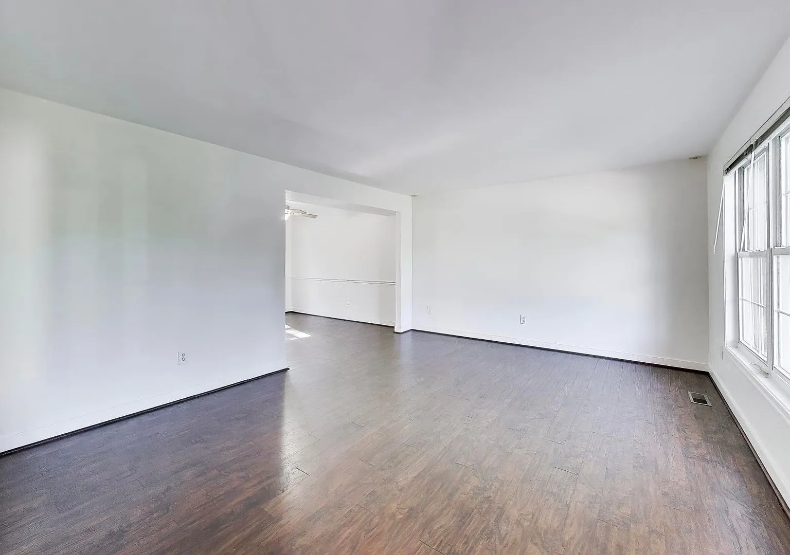 Beautiful Home in Severn - 4Bedroom/3.5Bathroom - One car garage+driveway — Photo 3