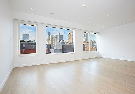 5th image of 32 E 1st St APT 6D