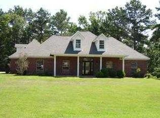 179 Midway Estates Dr, Terry, MS 39170