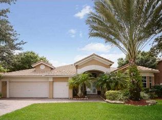 3703 W Lake Estates Dr, Davie, FL 33328