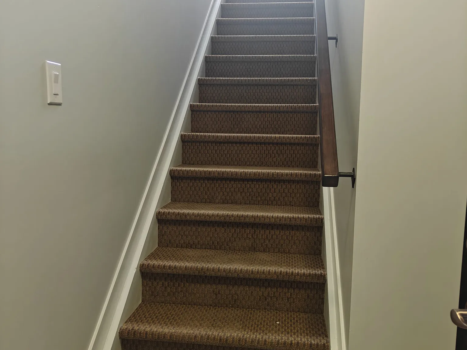 3 bed, $2,700 — Photo 2