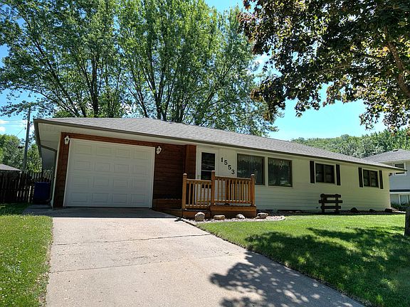 2nd image of 1553 Birchwood Dr