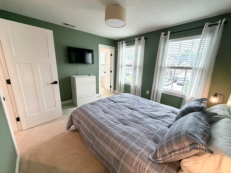 12206 Taylors Way — Photo 33