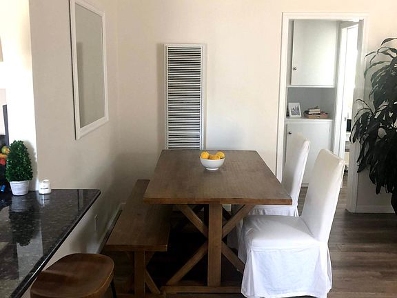 5th image of 2633 Centinela Ave APT 12