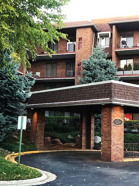 1st image of 51 Old Oak Dr APT 315