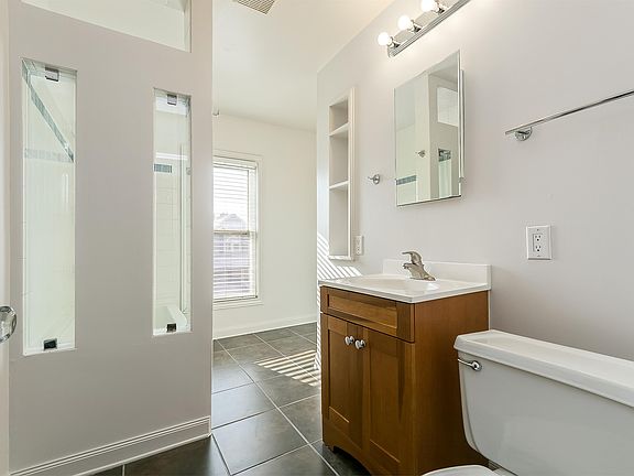 5th image of 262 E Hinman Ave