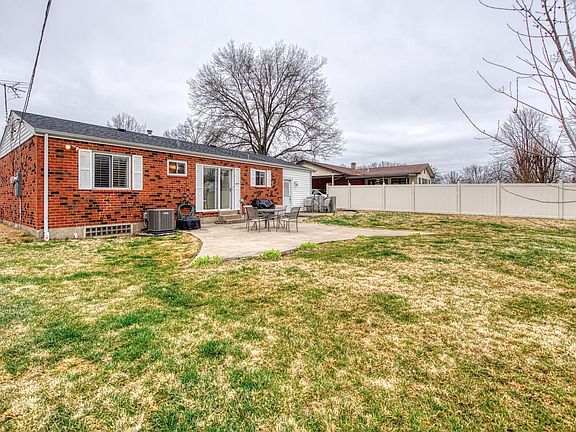 3rd image of 5318 Morningdale Pl