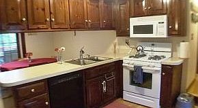 4th image of 246 Cranwell Dr