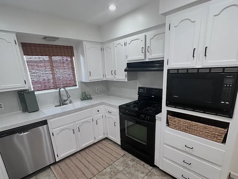 6515 N Orchard St — Photo 5