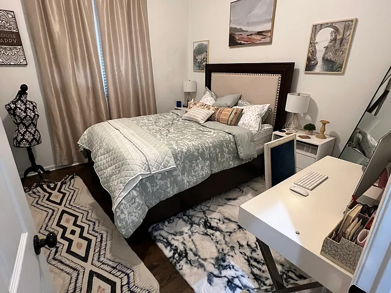 Upper Bedroom #2