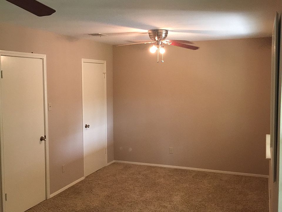 1st image of 12204 Shropshire Blvd